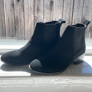 Chelsea Boots